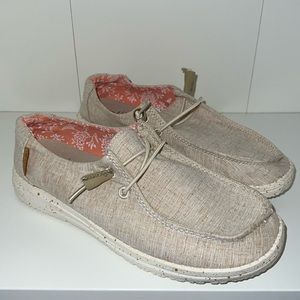 Hey dude size 7 Wendy slip on shoe. Worn once. No shoe box sent with it.